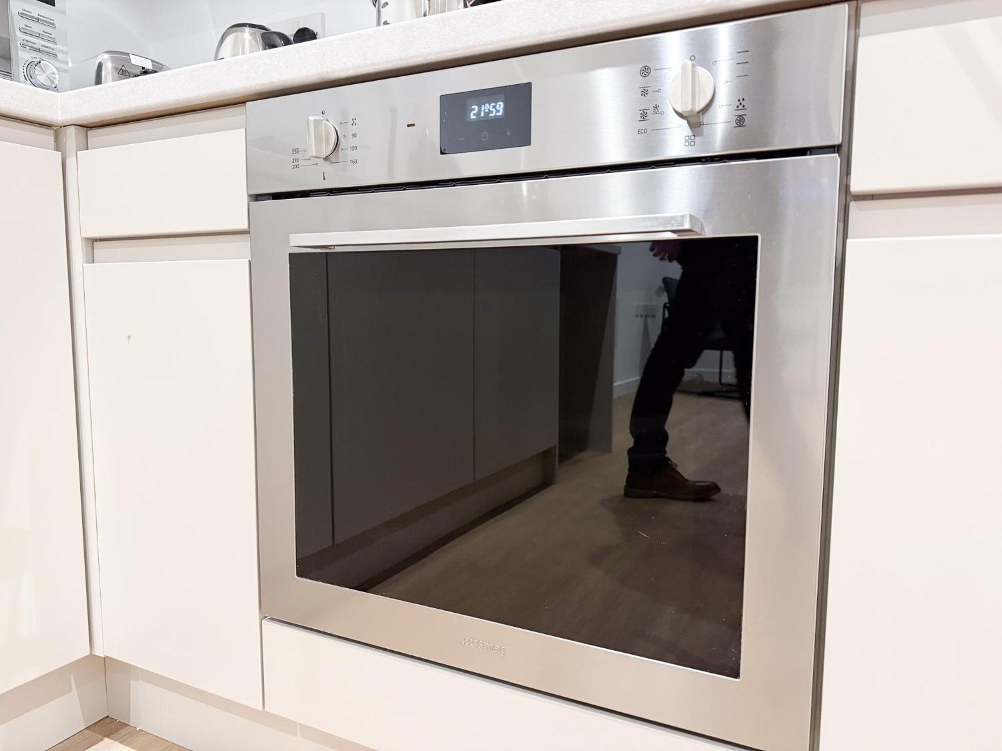 Spacious Modern 1 Bed Apartments In St Neots - Perfect For Contractors & Professionals - Free Parking - Wifi - Fully Equipped Kitchen - Smart Tv Ideal For Work Stays And Long Projects Ngoại thất bức ảnh